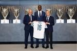Konaté: "La primera camiseta que me regalaron fue la del Real Madrid"