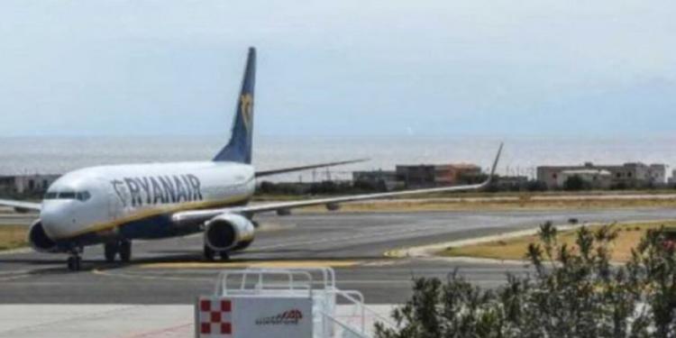 Aeroporto dello Stretto, agosto con dati da record e un inverno... di tagli