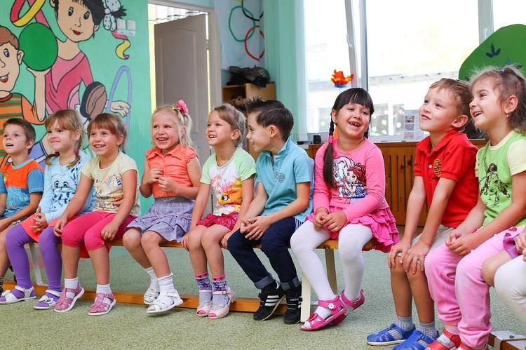 Mehr Deutschförderung bereits im Kindergarten fordern die ÖVP Wien und ÖVP-Generalsekretär Nico Marchetti. Foto: Tolmacho / Pixabay