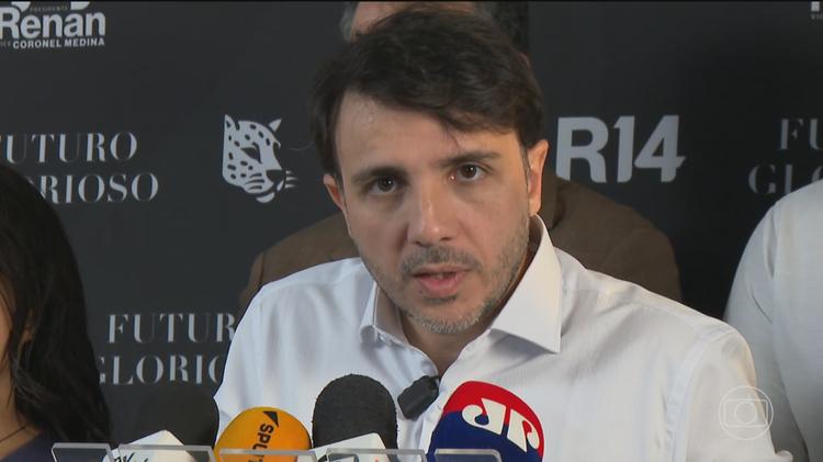 Renan Santos, candidato à Presidência pelo Missão, participa de encontro com correspondentes da imprensa internacional