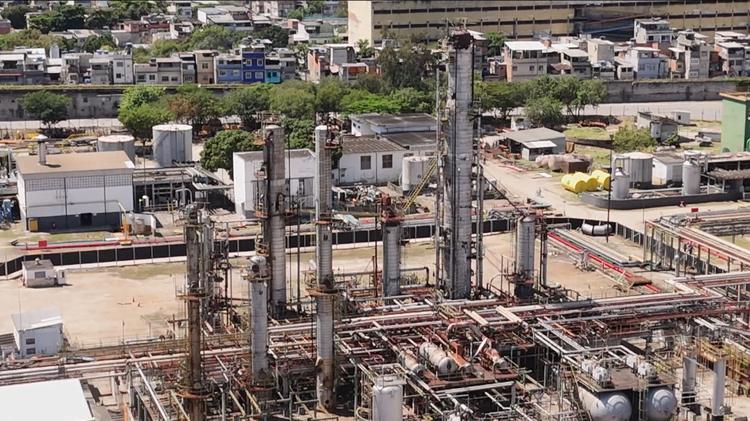 RJ cassa a Inscrição Estadual da Refit