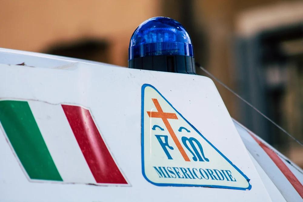 Ascea Marina: bimbo rischia soffocamento da cibo, salvato in spiaggia dai soccorritori
