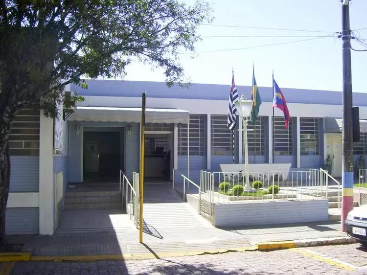 Justiça determina que Prefeitura de Piraju regularize acessibilidade e segurança em escolas municipais