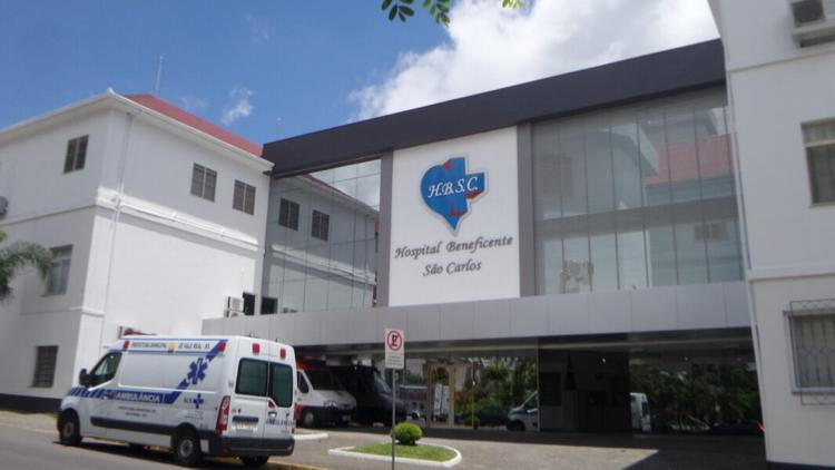 Hospital São Carlos utiliza dispositivo respiratório pioneiro no interior