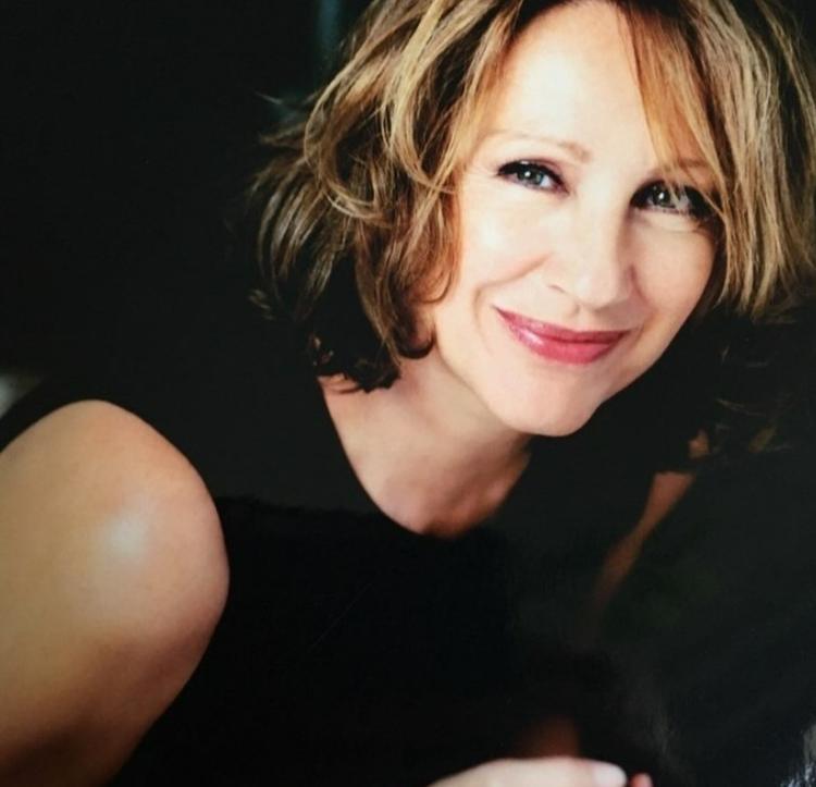 Atriz francesa Nathalie Baye morre aos 77 anos