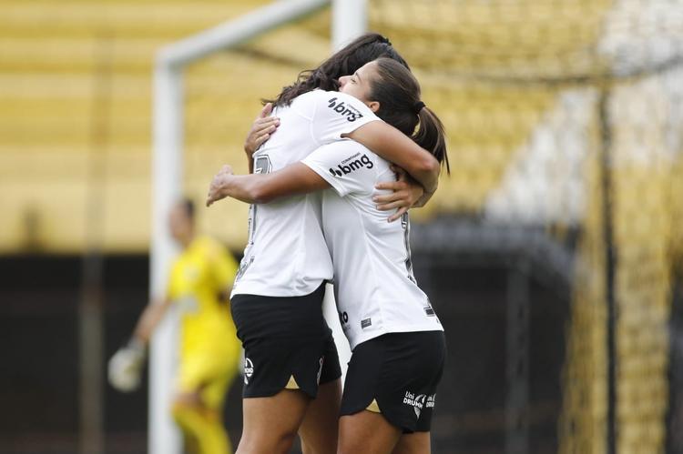 Veja fotos de Corinthians x Atlético-MG pelo Brasileirão feminino