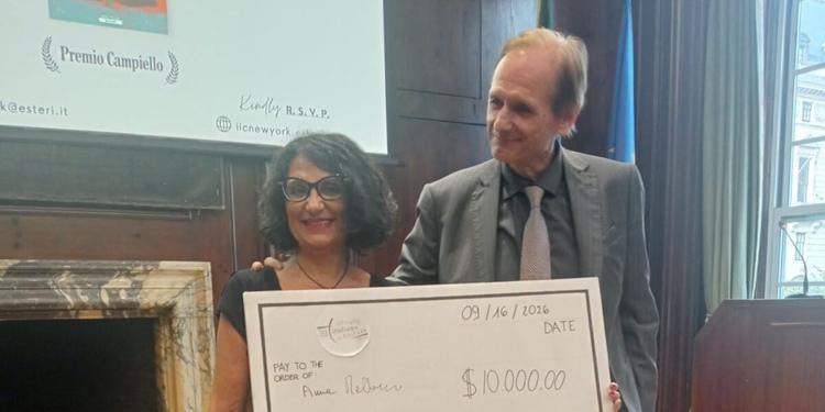 Anna Mallamo vince il SuperBook a New York: il suo romanzo sarà tradotto in inglese