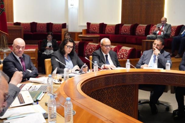 انعقاد اجتماع لجنة الداخلية والجماعات الترابية والسكنى بحضور المنصوري