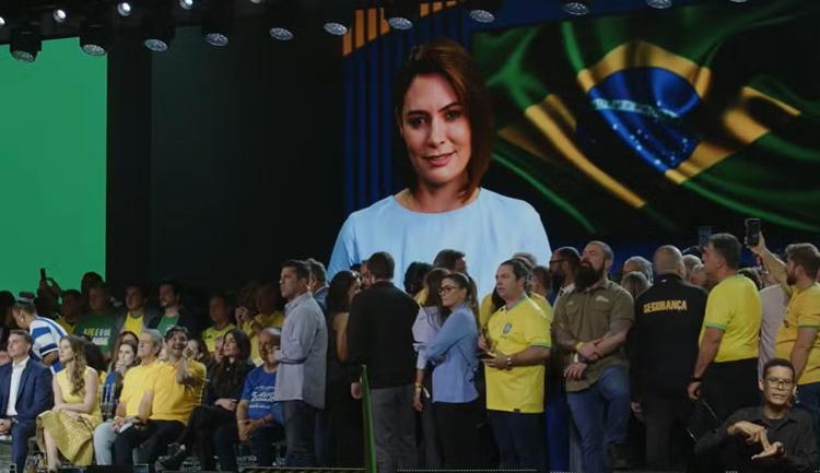 Pano de fundo da trégua entre Flávio e Michelle Bolsonaro revela crise e desconfiança entre aliados