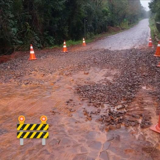 Trecho da estrada velha de Panambi para Condor exige atenção redobrada dos motoristas