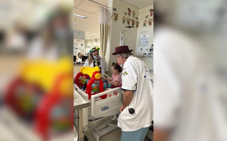 Após 5 anos tratando tendinite aguda, homem vira palhaço voluntário em hospital: 'Não penso em parar'