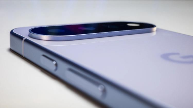 Google Pixel 11 camera bar
