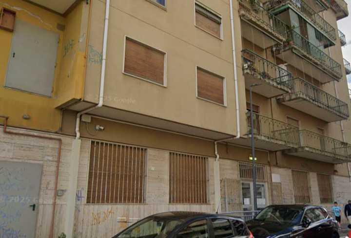 Furto all’Anagrafe di Battipaglia: ufficio sventrato per pochi spiccioli