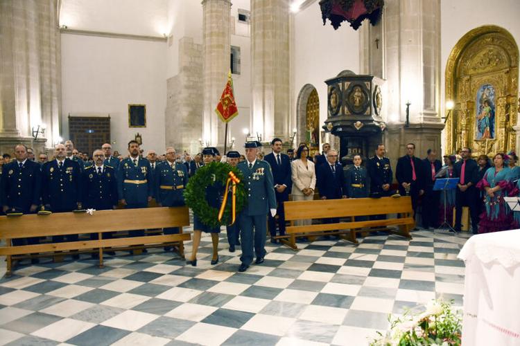 El Ayuntamiento de Baza felicita y acompaña a la Guardia Civil en el día de su patrona, la Virgen del Pilar