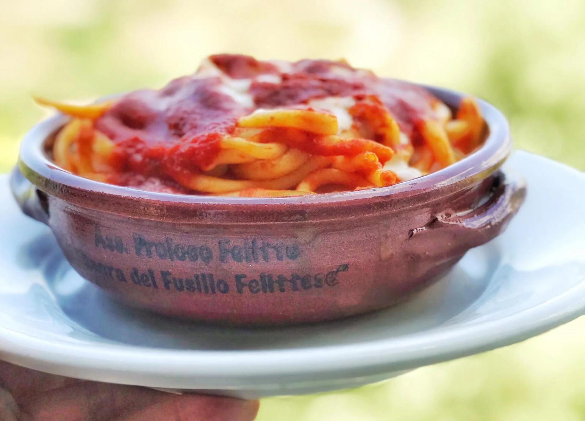 Il fusillo di Felitto conquista il Guardian: la sagra cilentana tra i migliori eventi gastronomici secondo il giornale britannico