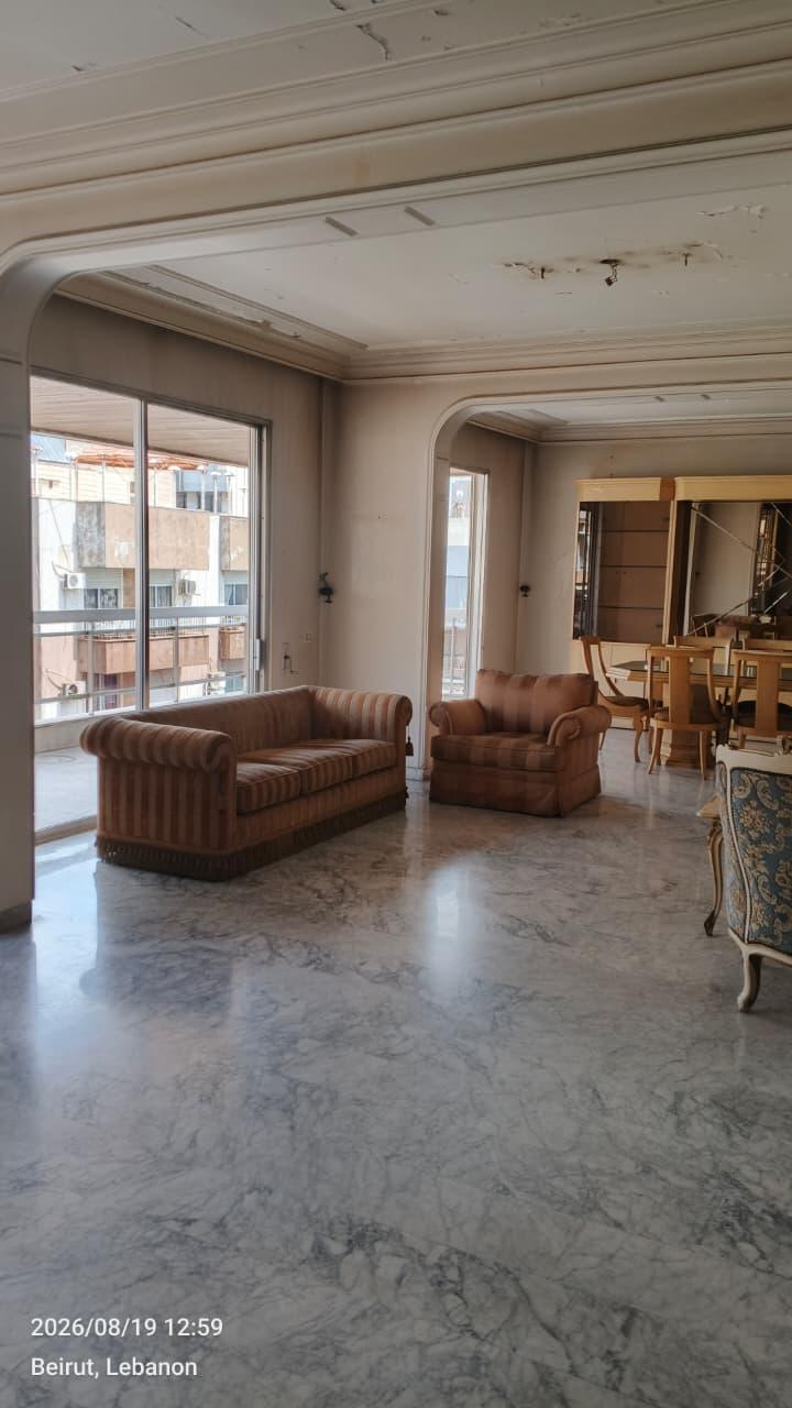 For Sale: Apartment in Mar Elias-Beirut