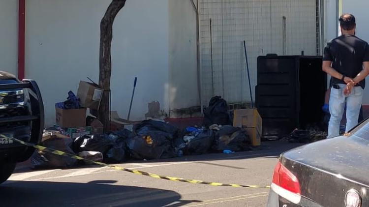 Açougueiro suspeito de esquartejar mulher agiu sozinho e fez viagens para tirar partes do corpo de casa, diz polícia