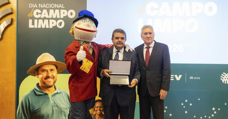 Sistema OCB recebe homenagem por compromisso com sustentabilidade