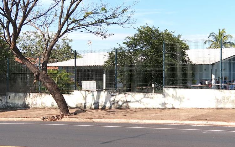 Prefeitura é condenada a indenizar jovem acolhida por abrigo que teve larvas na cabeça por omissão de cuidados após cirurgia em SP