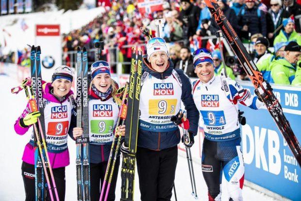 BIATHLON - Au terme d’un superbe duel, la Norvège a devancé l’Italie lors du relais mixte d’ouverture des mondiaux de biathlon à Antholz. Julia Simon, Justine Braisaz, Martin Fourcade et Quentin Fillon-Maillet sont passés à côté de leur entrée dans ces mondiaux (7e).