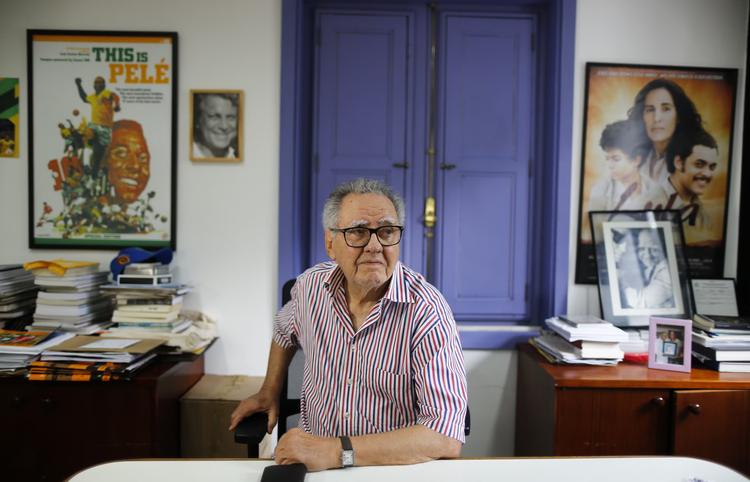 Lula decreta luto oficial de três dias pela morte do cineasta Luiz Carlos Barreto