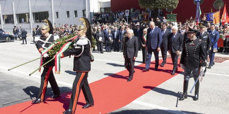 25 Aprile, l'omaggio di Mattarella a Dalla Chiesa, Mattei e Pertini: eroi della Repubblica
