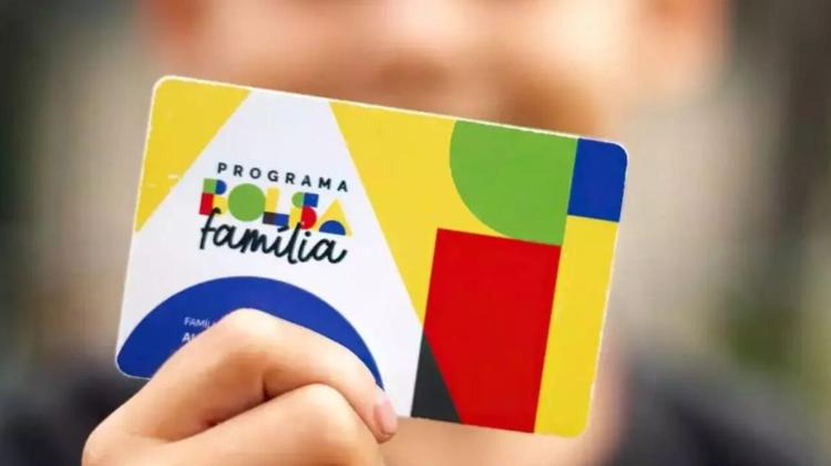 Governo reajusta Bolsa Família em 15%