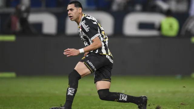 Após disputar Copa do Mundo, Caballero deve ser avaliado por Cuca no Santos
