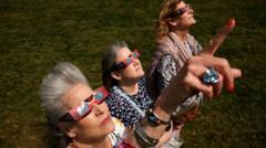 "Una auténtica rareza astronómica": la inusual trilogía de eclipses que se verá desde España