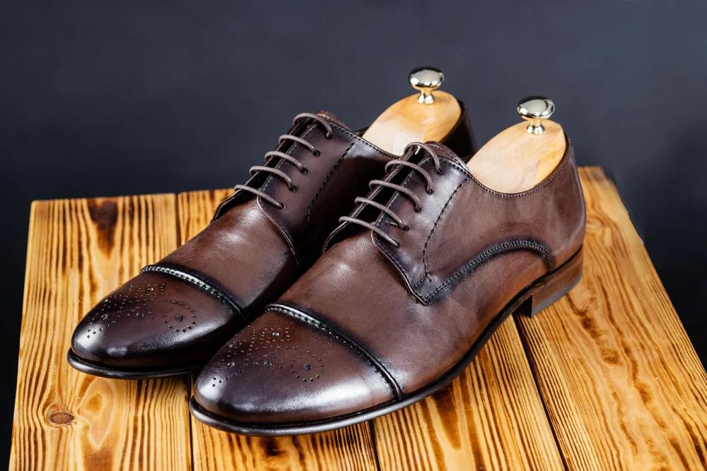 La scarpa destinata a durare: materiali, costruzione e manutenzione