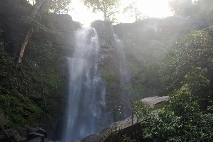 Dupla é presa suspeita de matar jovem achado em cachoeira por grupo de rapel em Campo Grande