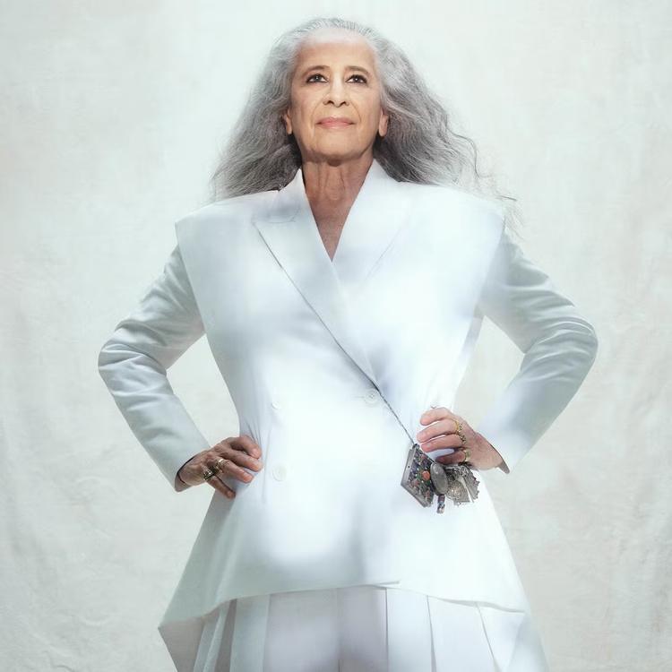 Maria Bethânia 80 anos – conheça 80 gravações que atestam a grande força da intérprete em seis décadas de disco
