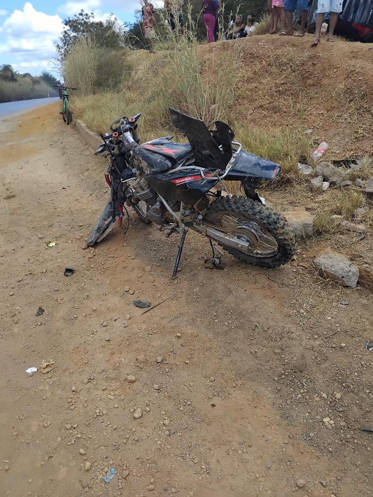 Motociclista fica gravemente ferido após acidente na BR-251, em Francisco Sá
