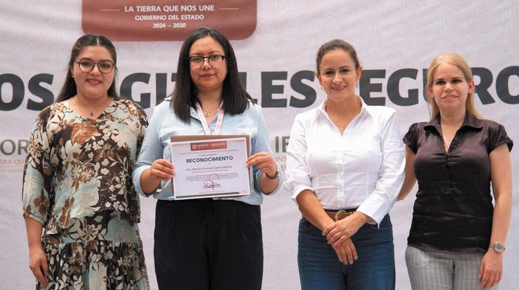 Puente de Ixtla: Maestros y padres se unen para proteger a estudiantes en las redes