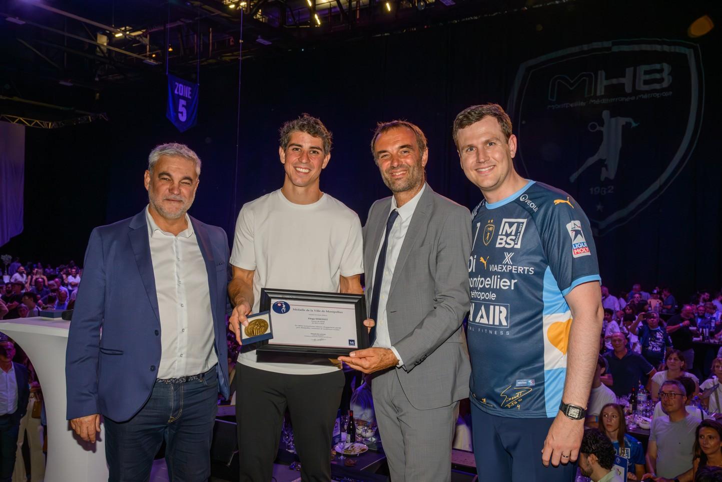 Le handballeur Diego Simonet sacré citoyen d’honneur de la ville de Montpellier