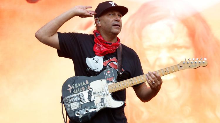 Tom Morello: ‘Se mata como o fascismo, irmãos e irmãs, é fascismo’