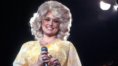 Dolly Parton é a compositora de ‘I Will Always Love You’ — e recusou cedê-la a Elvis