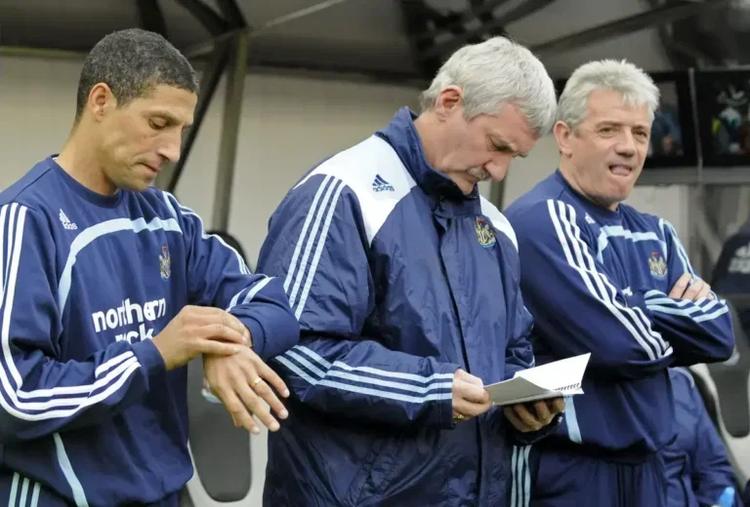 Chris Hughton makes public his cancer diagnosis