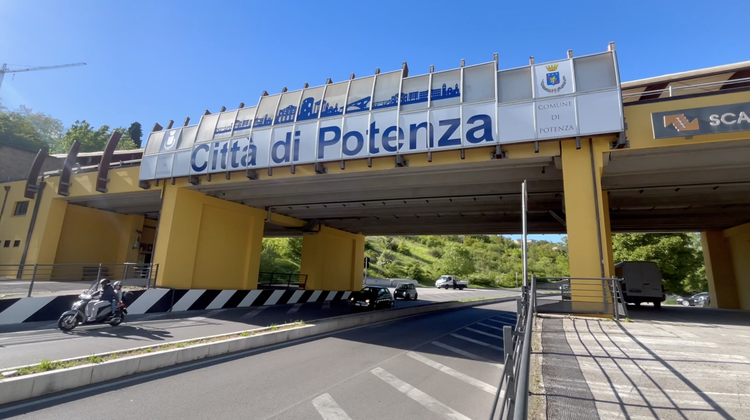 Potenza, è il giorno del Giro: tutte le info utili sul passaggio della “carovana rosa”