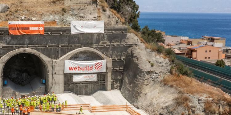 Webuild, la crescita del primo semestre trainata dalle opere ferroviarie sulla Salerno-Reggio Calabria e sulla Palermo-Catania