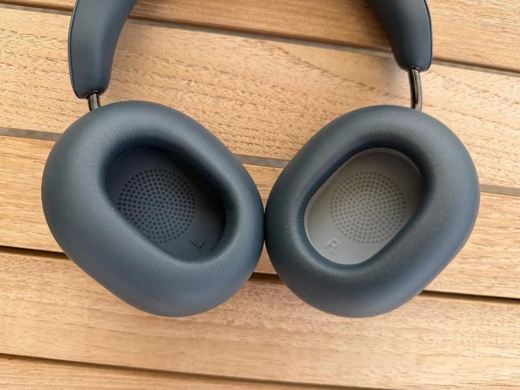 Sonos Ace Ultra ear cups