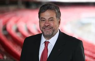 Testemunhas dizem que Julio Casares retirava dinheiro em espécie das contas do São Paulo