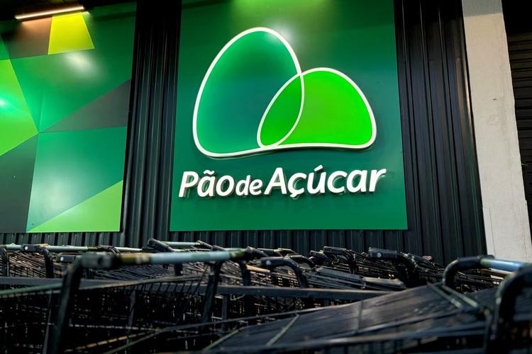 Mais lojas, mais problemas? Entenda por que supermercados já não apostam tanto em lojas físicas