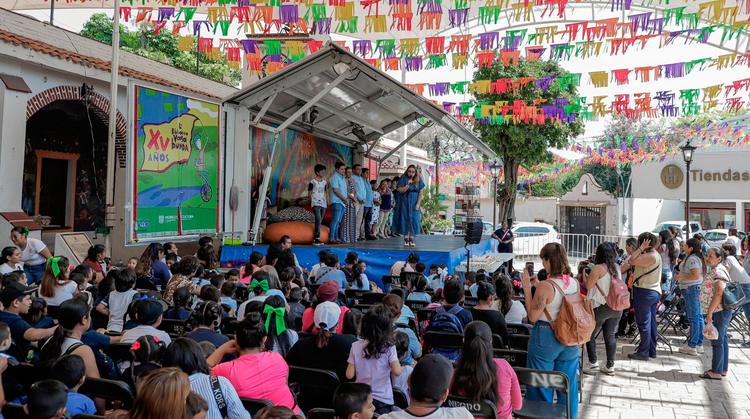 ¡Celebra a lo grande! "La Vecindad" festeja su 30 aniversario con cartelera gratuita