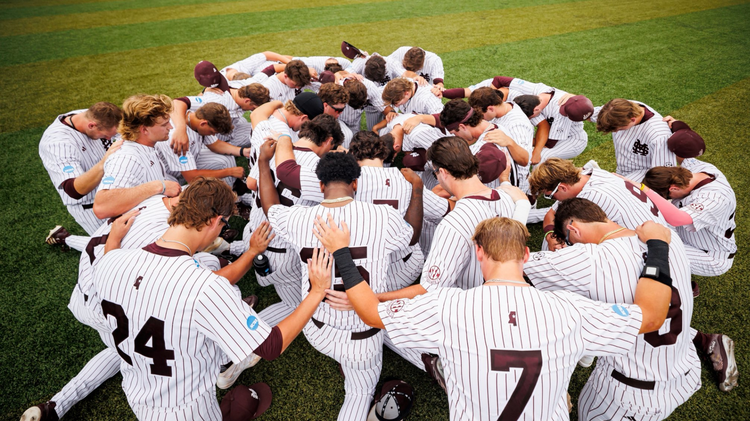 Mississippi State baseball season ends in extra-inning loss to Georgia in super regional