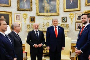 Reação de Trump a encontro com Lula é considerada positiva por diplomacia brasileira