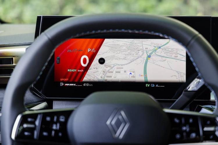 Renault Clio E-Tech: guarda tutte le foto 11