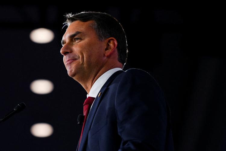 PL lança candidatura de Flávio Bolsonaro à Presidência da República