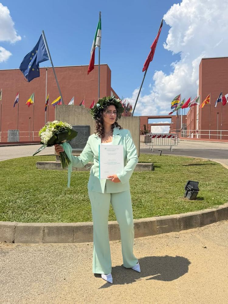 Congratulazioni alla neo Dottoressa Anna De Simone Laurea in Scienze dell' Educazione
