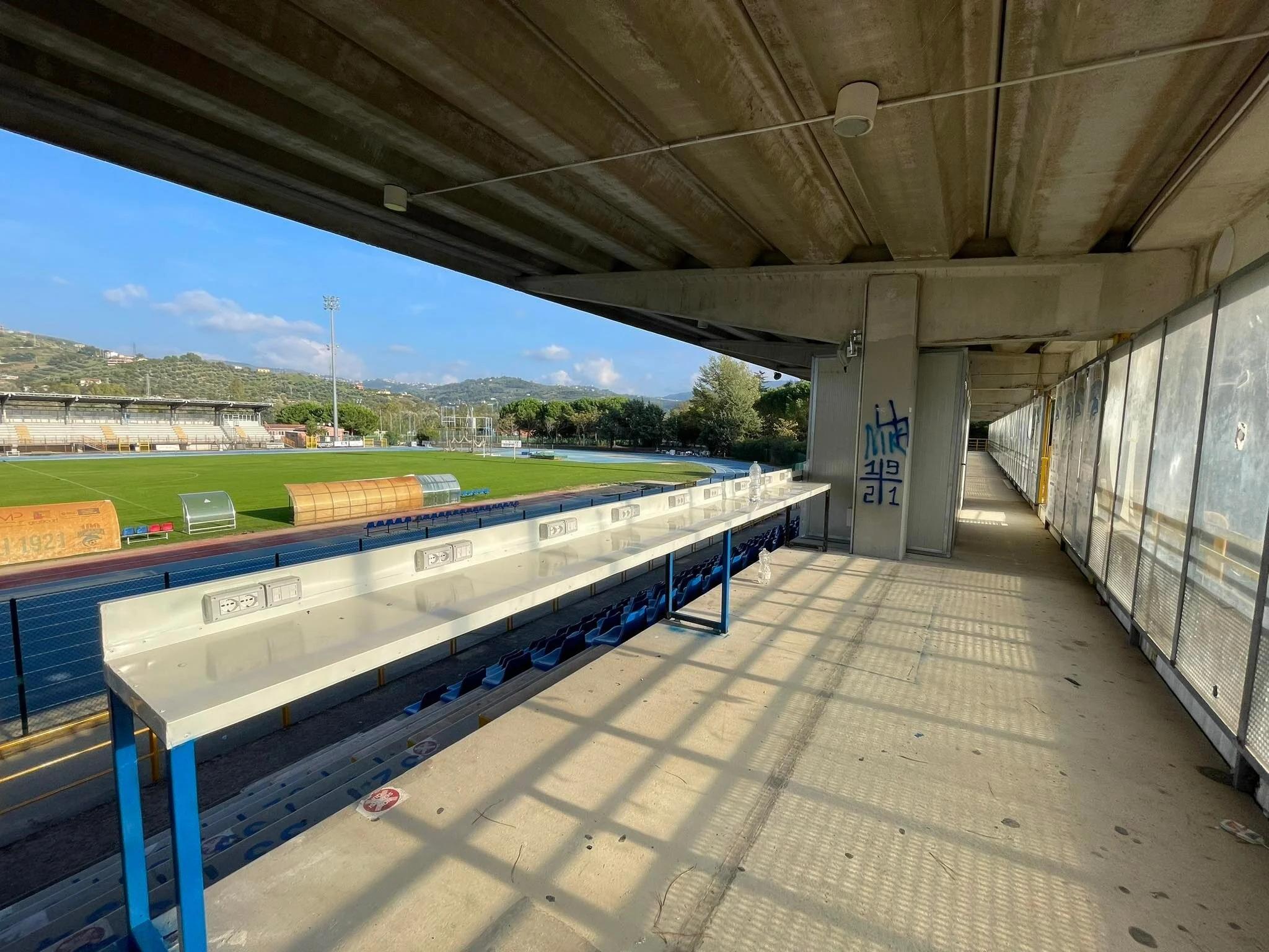 Agropoli, la maledizione dello stadio Guariglia: i delfini di nuovo in esilio a Capaccio